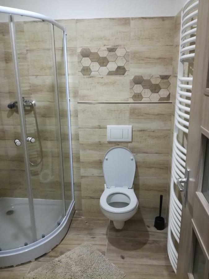Apartman Prefa Benesov nad Ploucnici Exterior foto